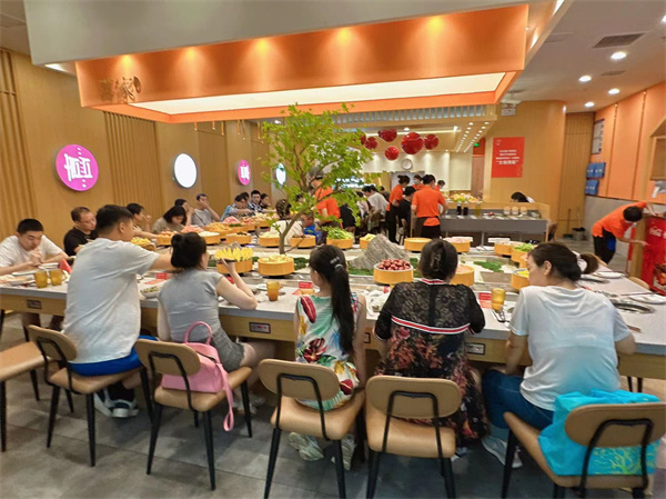 室内旋转火锅草莓视频APP色板价格