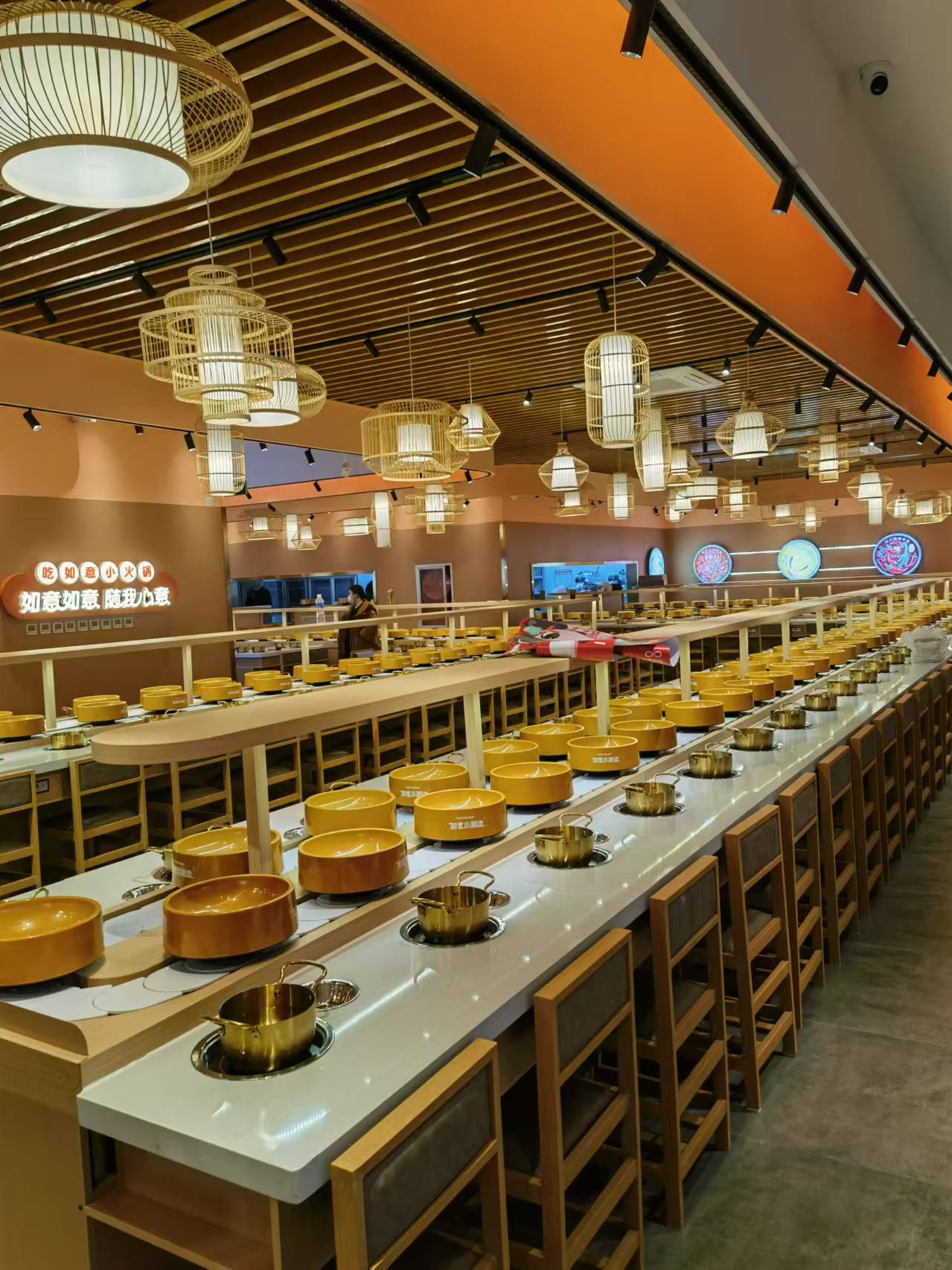 室内旋转小火锅草莓视频APP色板